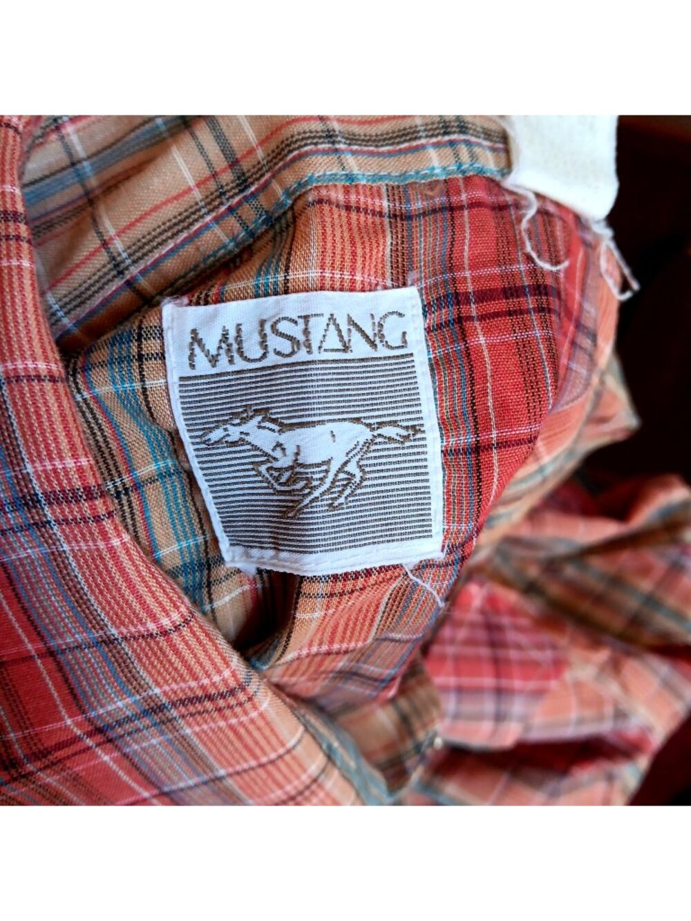 True Vintage Western Shirt Medium 1980's Mustang Plaid Thin Cowboy Snap Buttons